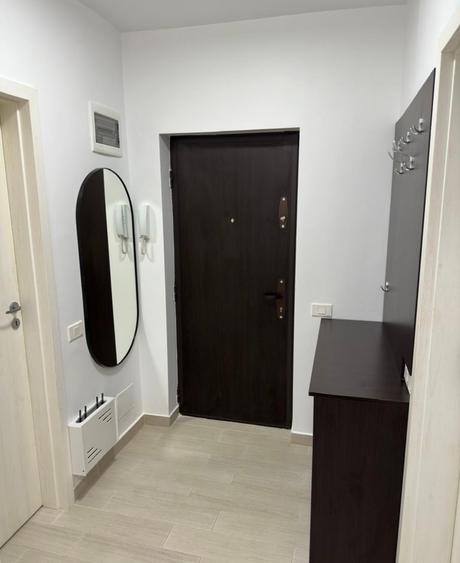 Apartament cu 3 camere decomandat, mobilat în Bd. Laminorului
