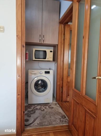 Apartament cu 3 camere, mobilat în Central
