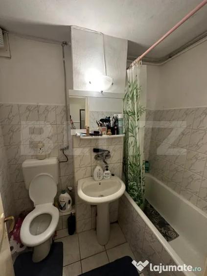 Apartament cu 2 camere decomandat în Micro 15