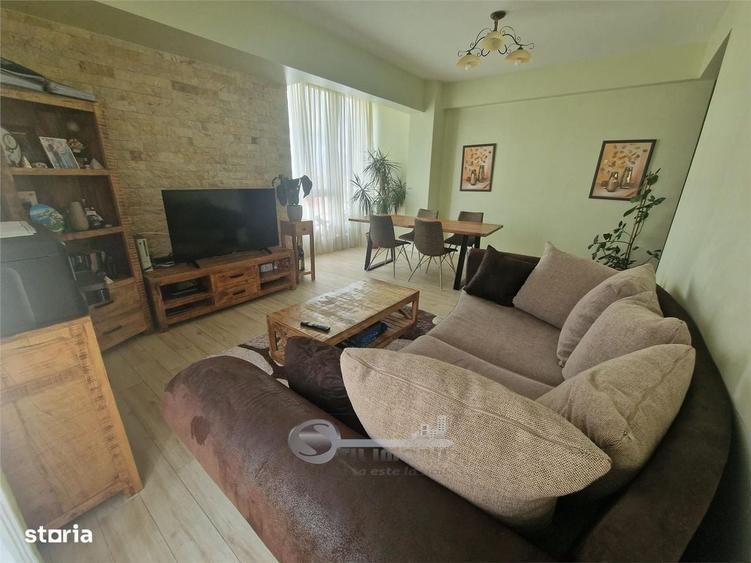 Apartament cu 2 camere decomandat în Central