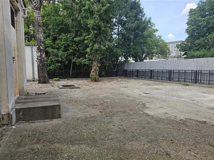 Birou, de 976 mp, în Bucureștii Noi