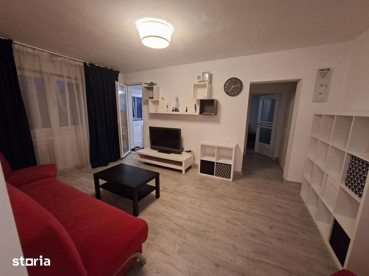 Apartament cu 2 camere decomandat în Valea Ialomiței