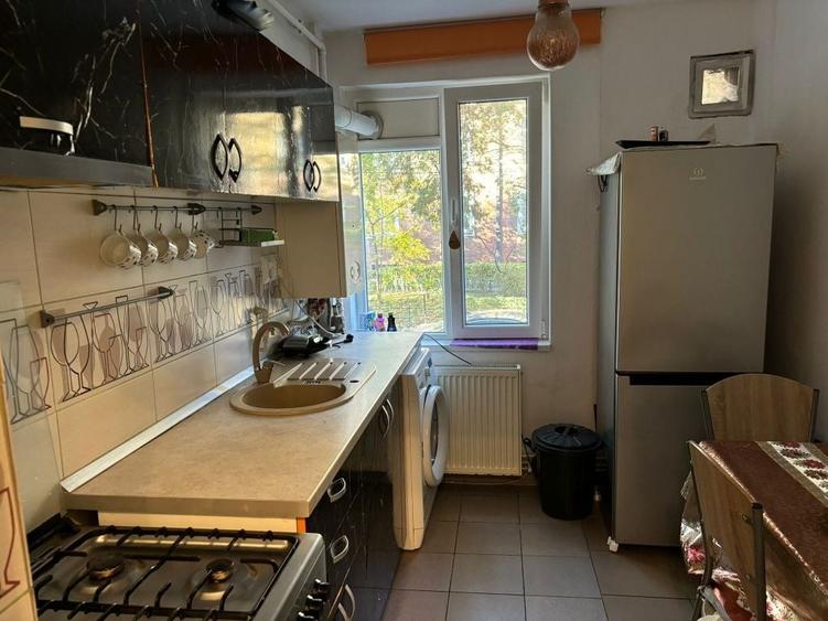 Apartament cu 2 camere semidecomandat în Eminescu