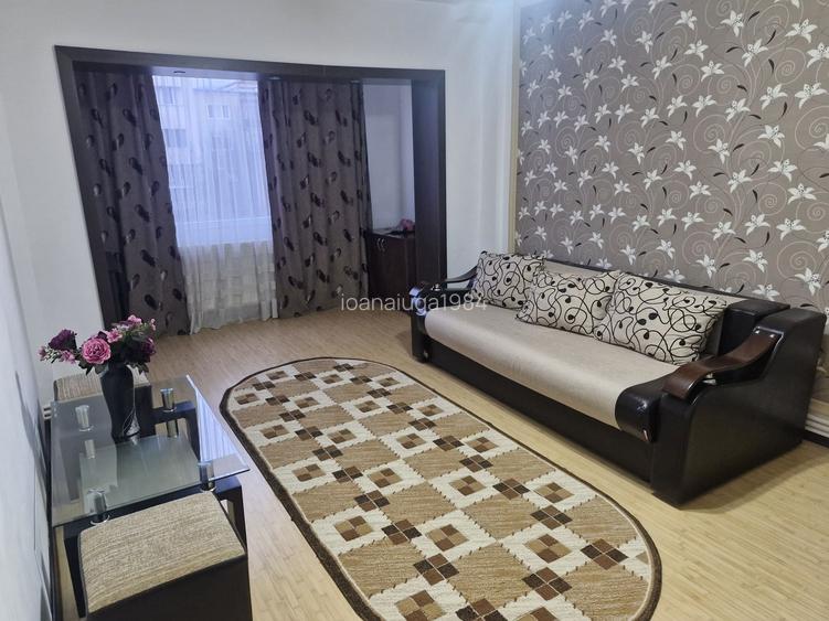 Inchiriez apartament