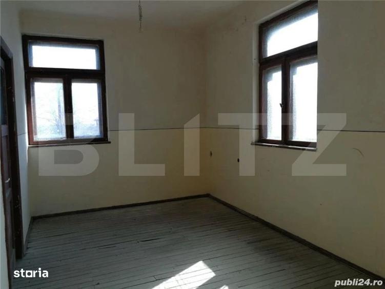 Casă cu 4 camere în Minieri