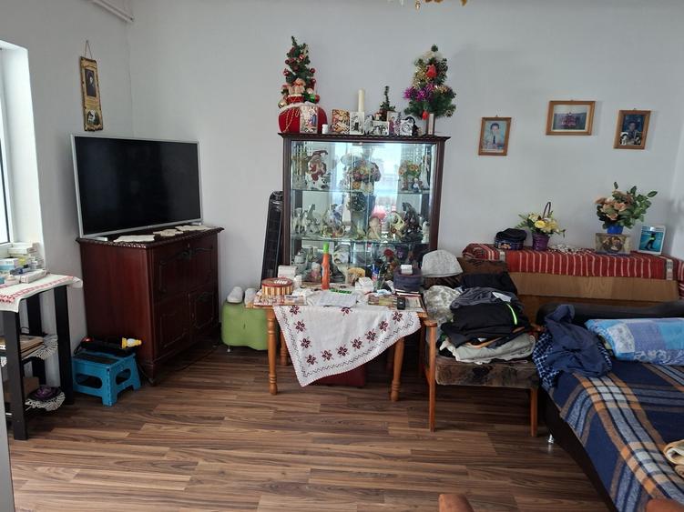 Casă cu 4 camere în Alexandriei