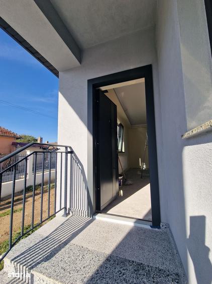 Casă cu 3 camere cu Teren 280 Mp în Lumina