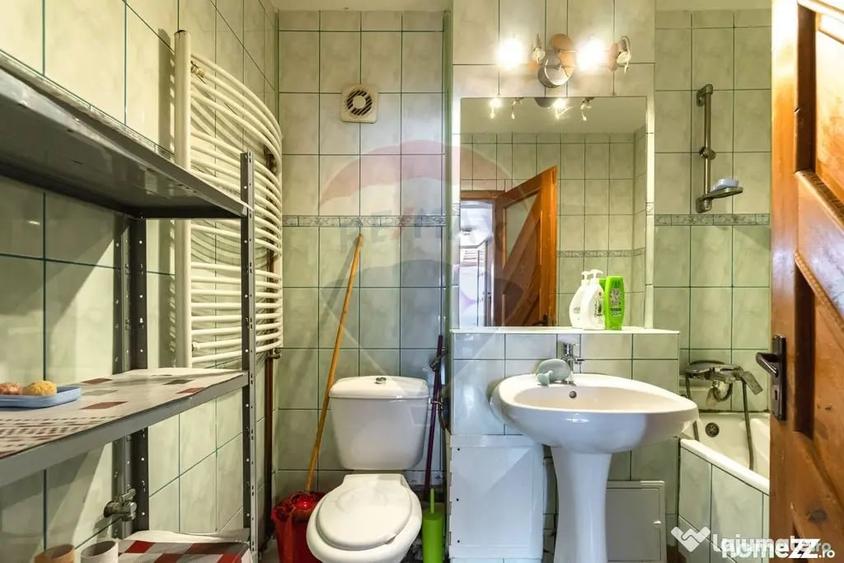 Apartament cu 3 camere nedecomandat în Central