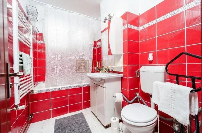 Apartament cu 3 camere decomandat, mobilat în Cetății