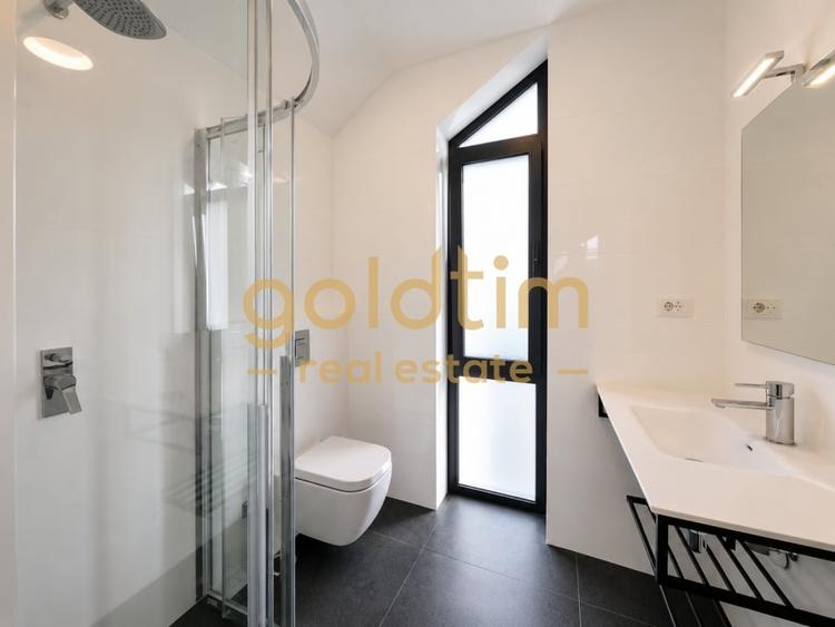 Duplex cu 4 camere cu Canalizare în Voluntari