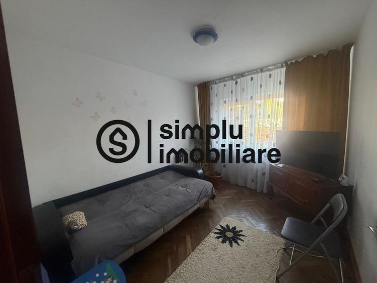 Apartament cu 3 camere decomandat în 1 Mai
