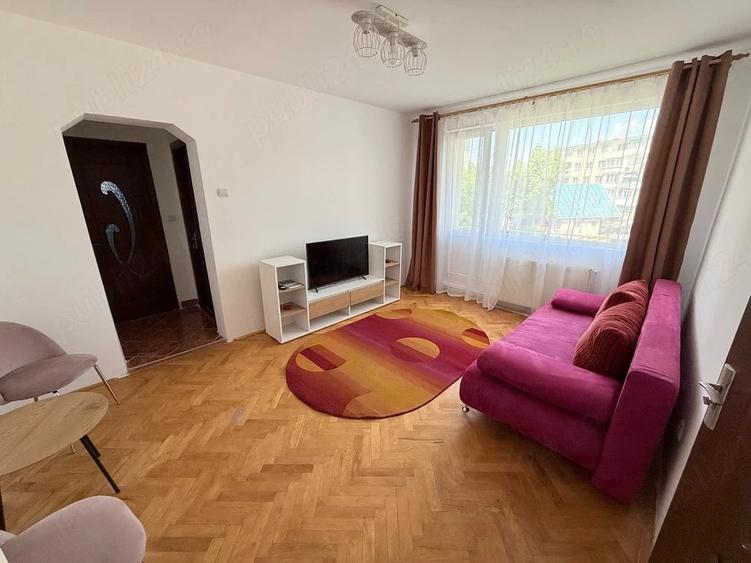 Apartament cu 2 camere semidecomandat în Central