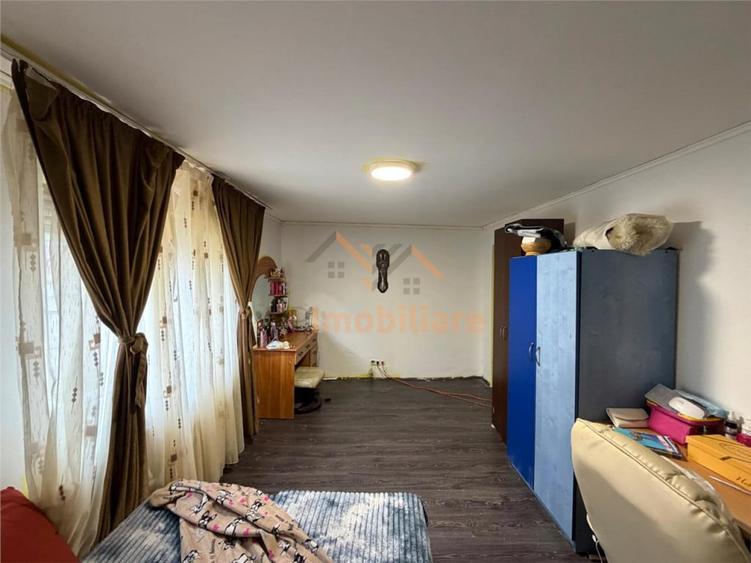 Casă cu 3 camere cu Teren 550 Mp în Central