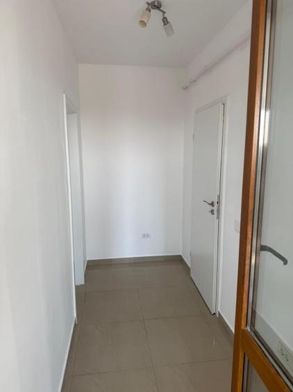 Apartament cu 3 camere, mobilat în Drumul Taberei