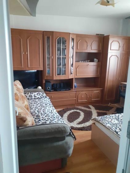 Garsonieră decomandată în Exterior Vest