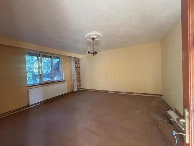 Casa individuala de vanzare + 7 ari de teren, Grosi - 14