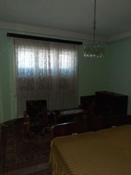 Casă cu 3 camere în Central