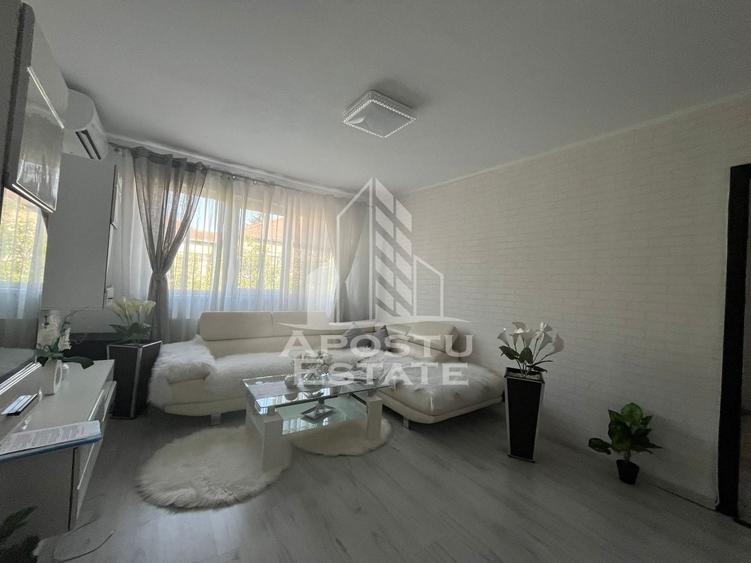 Apartament cu 3 camere, semidecomandat, renovat,  Spitalul Judetean - 1