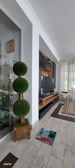 Casă cu 5 camere cu Teren 750 Mp în Valea Borcutului