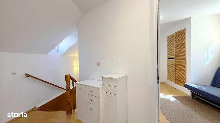 Apartament cu 3 camere în Schei