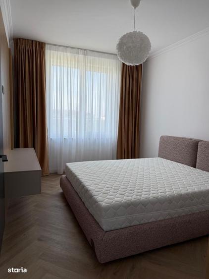 Casă cu 4 camere în Pasărea
