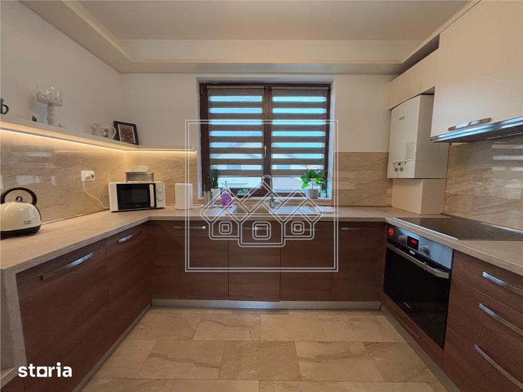 Apartament cu 3 camere în Șelimbăr