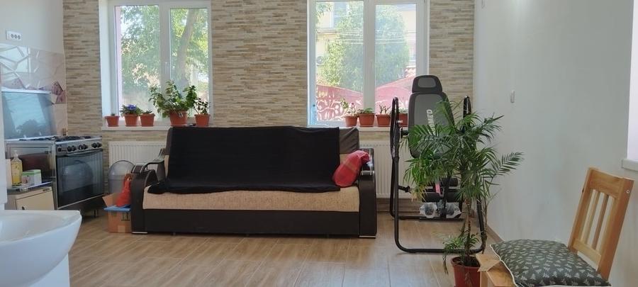 Casă cu Teren 160 Mp în Fundeni