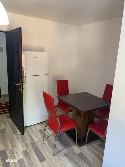 Inchiriez Apartament 2 Camere Resita Piata Sud - 4