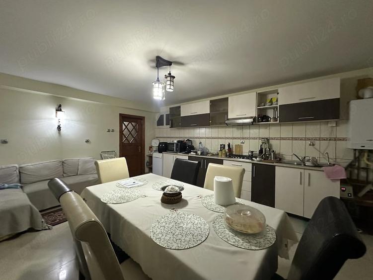 Casă cu 5 camere cu Teren 810 Mp în Puchenii-Moșneni
