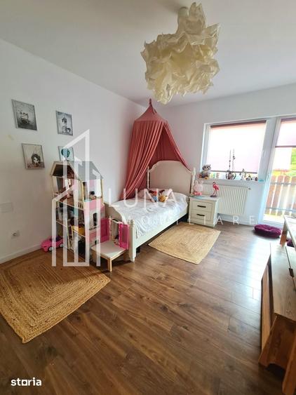 Casă cu 7 camere cu Teren 780 Mp în Sâncraiu de Mureș