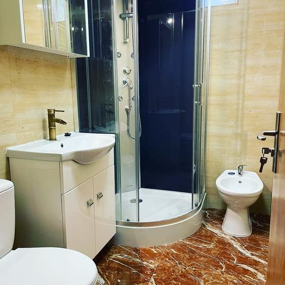 Apartament cu 2 camere decomandat în Exterior Vest