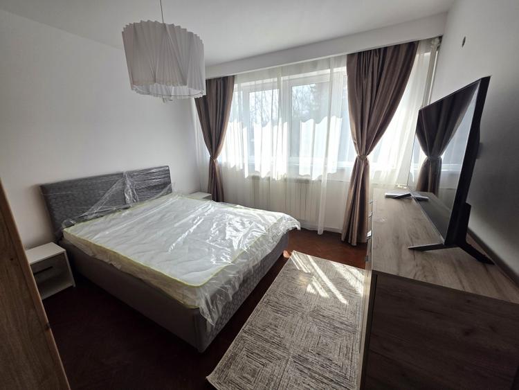 Apartament cu 2 camere decomandat, mobilat în Eroii Revoluției
