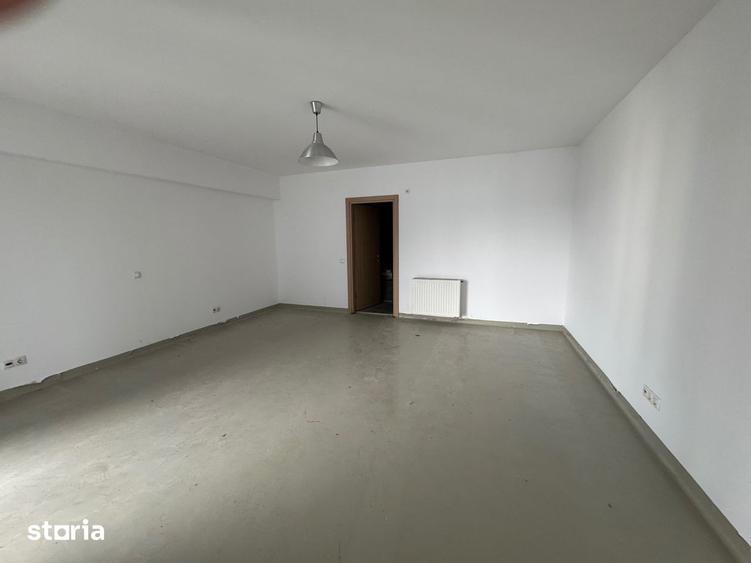 Apartament cu 4 camere în Pipera