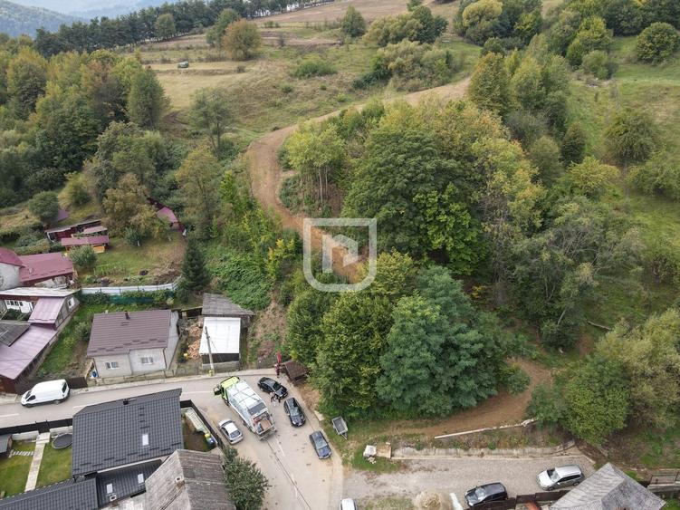 Teren Construcții intravilan de 6500 mp, în Central