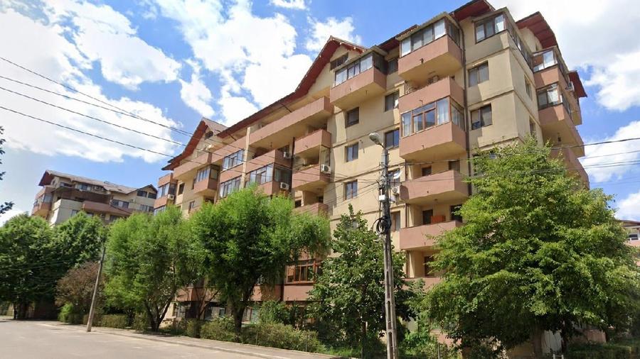 Apartament cu 2 camere decomandat în Vest