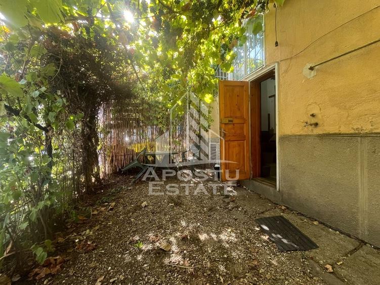 Apartament cu 2 camere decomandat, mobilat în Confecții