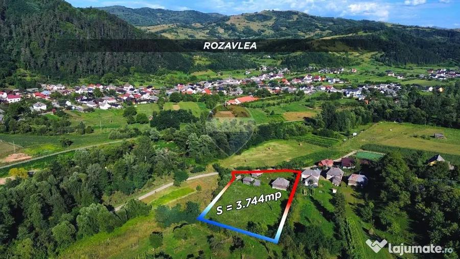 Casă cu 3 camere cu Teren 3744 Mp în Rozavlea