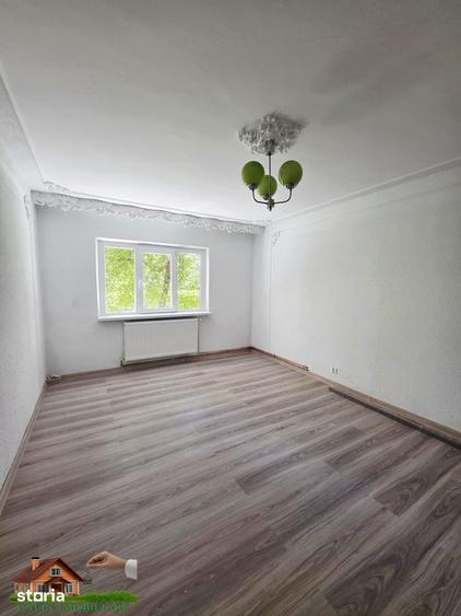 Apartament cu 2 camere decomandat în Nicolina