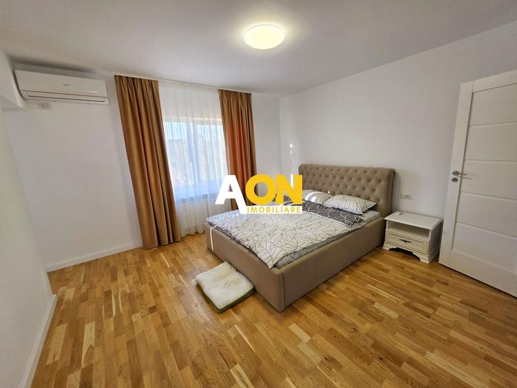 Casă individuală cu 4 camere cu Canalizare în Cetate