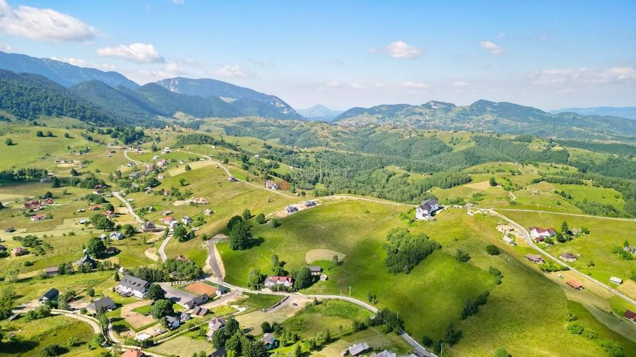 Teren Construcții intravilan de 13000 mp, în Șirnea