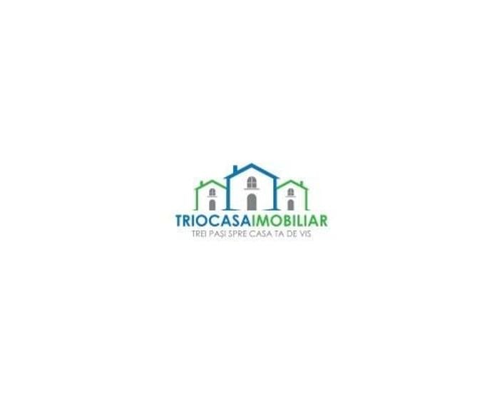 Apartament cu 2 camere decomandat în Rovine