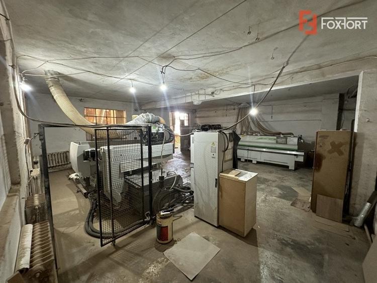 Spațiu industrial, de 1,500 mp, în Central