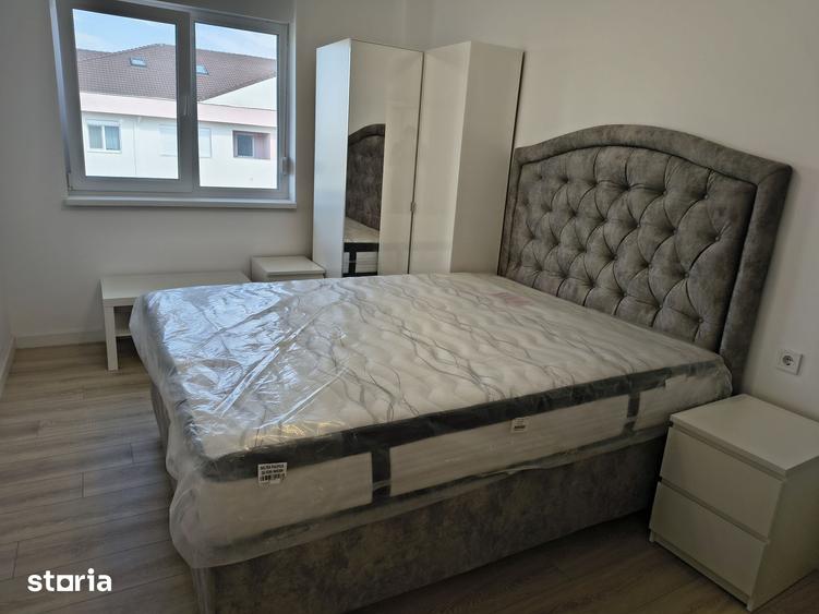 Apartament cu 3 camere decomandat în Cetate