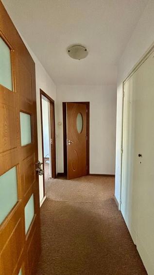 Apartament cu 3 camere în Militari