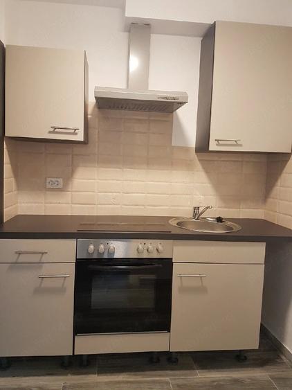 Apartament cu 2 camere semidecomandat în Traian