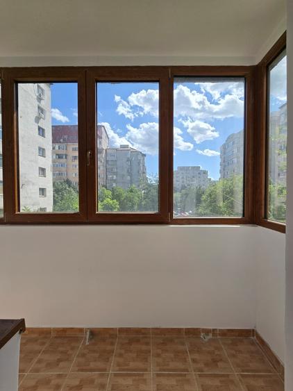 Apartament cu 3 camere în Alexandru cel Bun