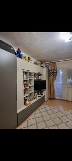 Apartament cu 2 camere decomandat în Dacia