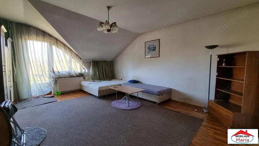 Apartament cu 4 camere decomandat în Titulescu
