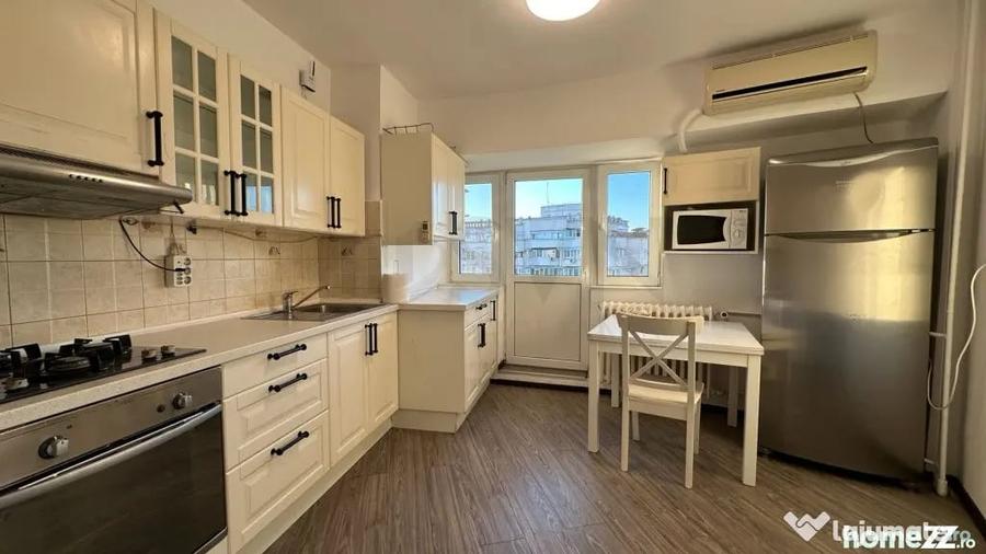 Apartament cu 6 camere decomandat în Alba Iulia