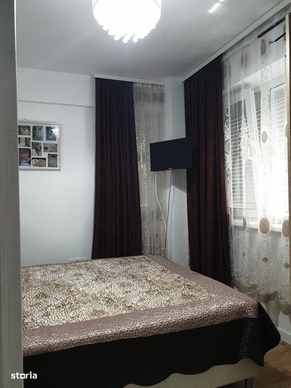 Apartament cu 3 camere în Calea Moldovei